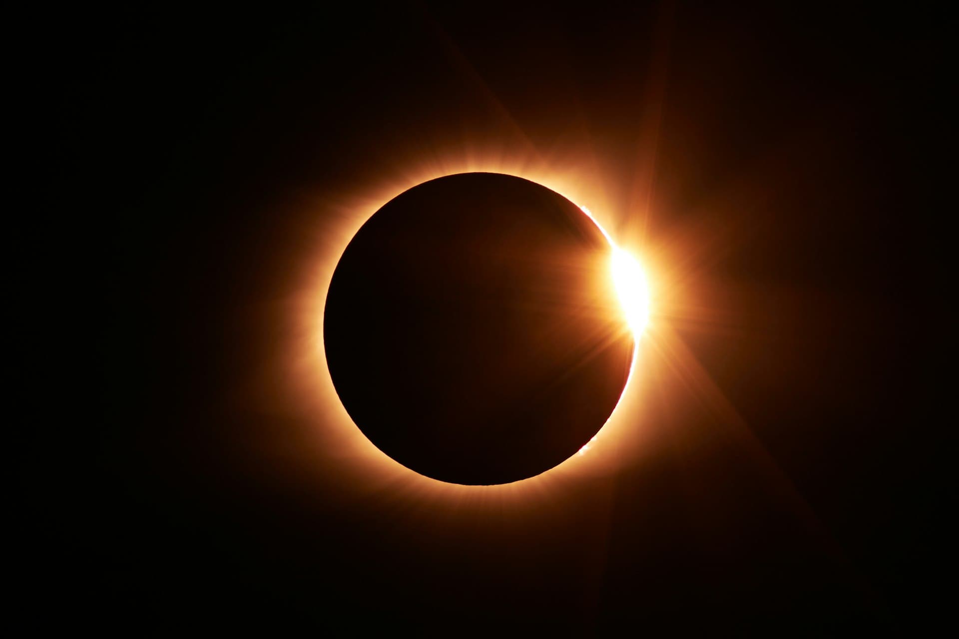 Corona solar durante un eclipse total